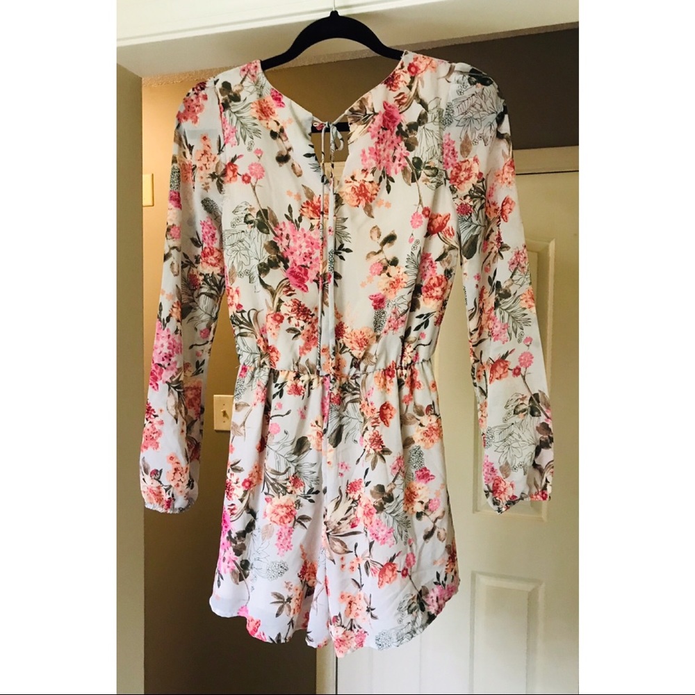 ROMPER / Small - Picture 2 of 3